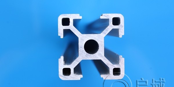 3030工業鋁型材一米多重？