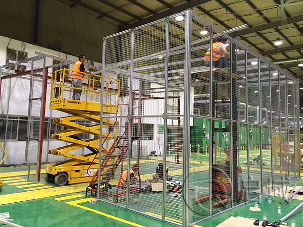 鐵絲網鋁型材圍欄